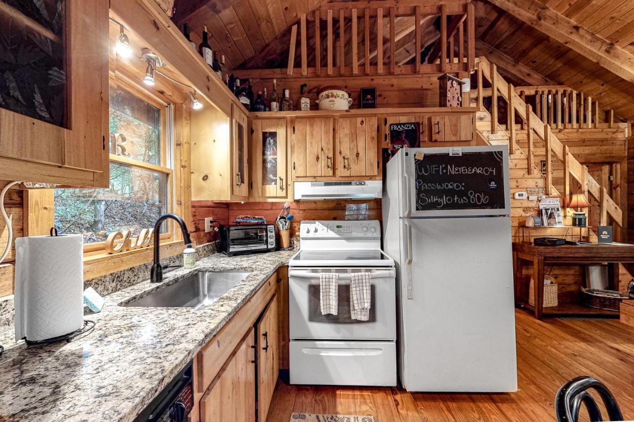 Valley Springs Ellijay Exterior photo